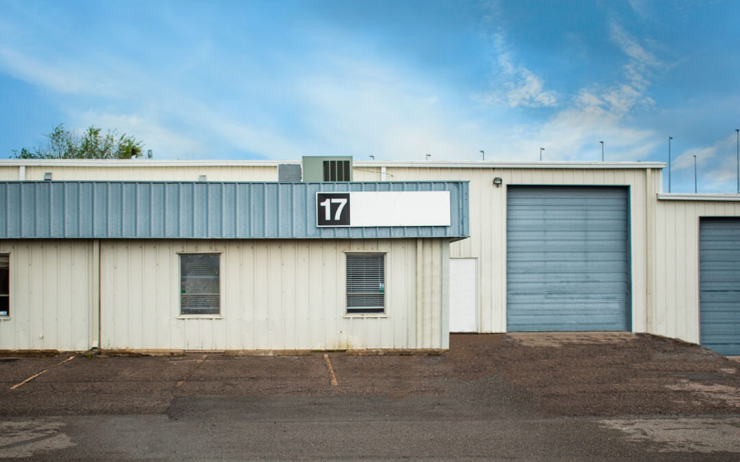 Prime Industrial Warehouse Sublease: Convenient Location, Office Space Included