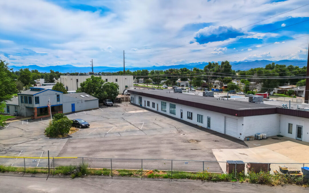 Tailored for Success: Flex/Warehouse & Office Space in Southwest Longmont
